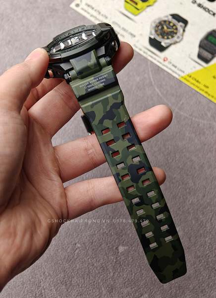 GS-000216 ( Casio G-Shock GA-1100SC-3A )