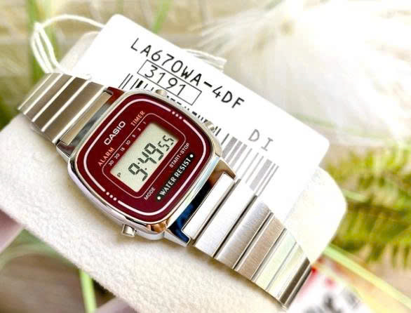 CASIO LA670WA-4
