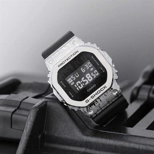 G-SHOCK GM-5600GC-1