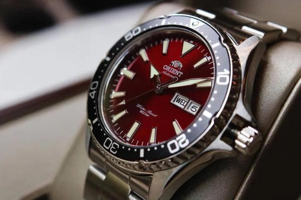 Đồng Hồ Nam Chính Hãng ORIENT Sports RA-AA0003R19B