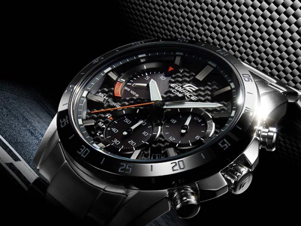 CASIO EDIFICE EQS-930DB-1AV