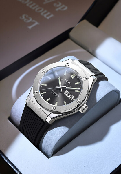 Đồng Hồ Nam I&W Carnival IW755851G-2