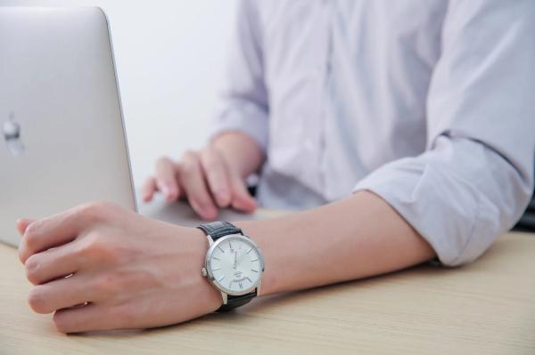 Đồng Hồ Nam Chính Hãng ORIENT Contemporary FEV0U003WH