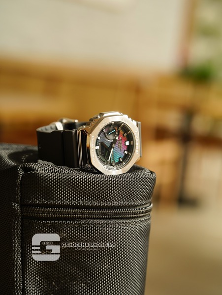 CASIO G-SHOCK GM-2100RW-1A