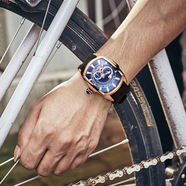 Đồng hồ nam Reef Tiger Aurora Series Tank RGA3069S-2