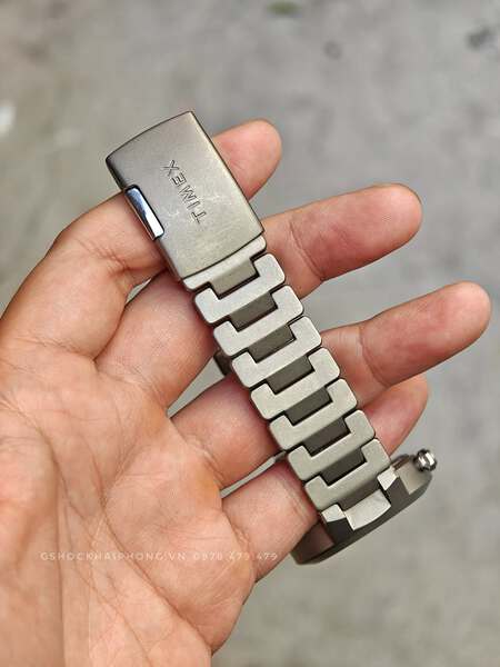 GS-000128 ( Timex Chronograph Titannium )