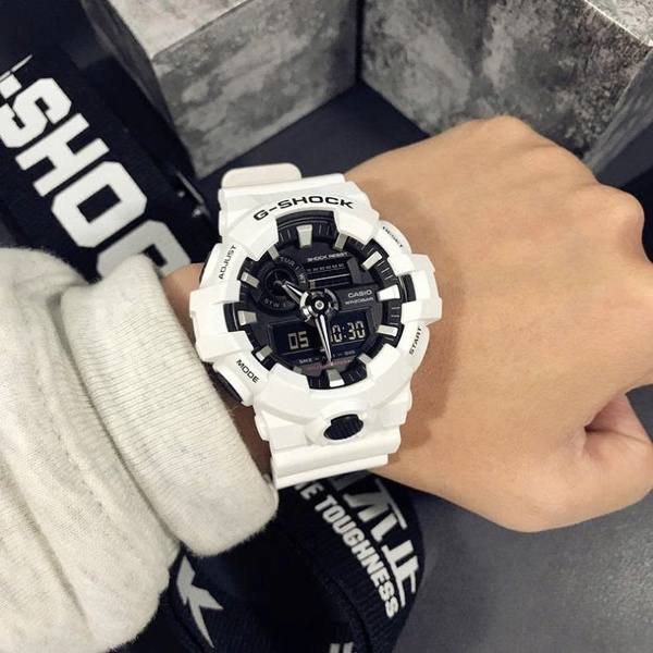 CASIO G-SHOCK GA-700-7A