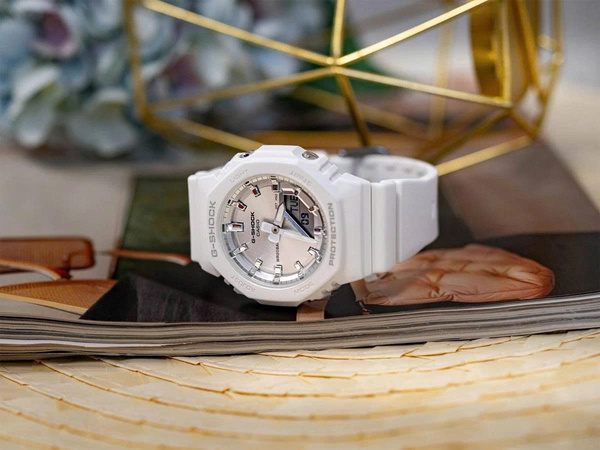 CASIO G-SHOCK GMA-P2100VA-7A