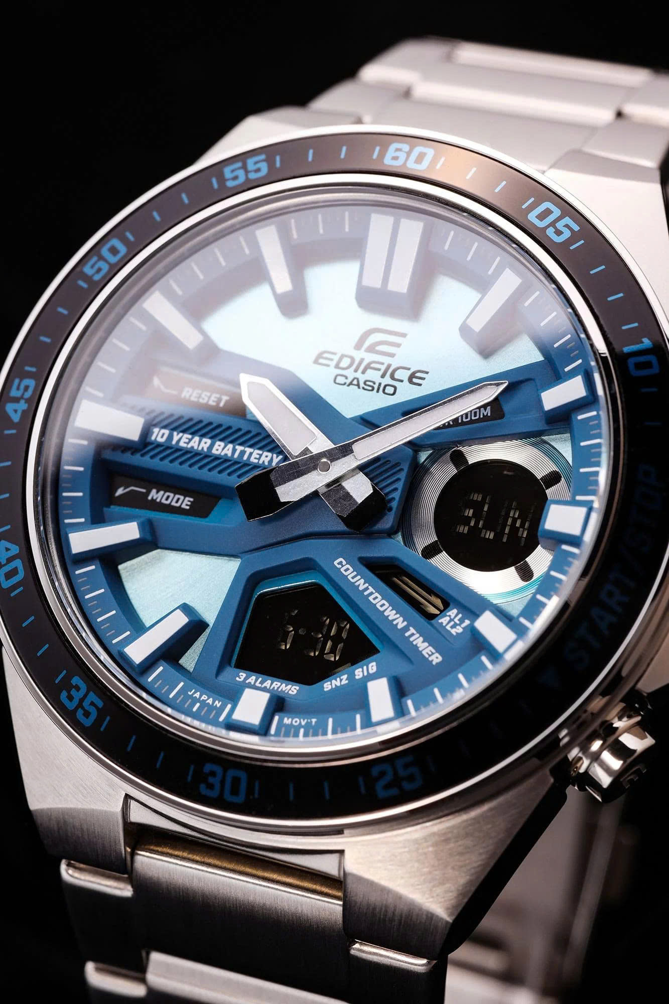 ĐÁNH GIÁ CASIO EDIFICE EFV-C110: SỰ KẾT HỢP HOÀN HẢO GIỮA THỂ THAO VÀ CÔNG NGỆ BỀN BỈ 10 NĂM PIN