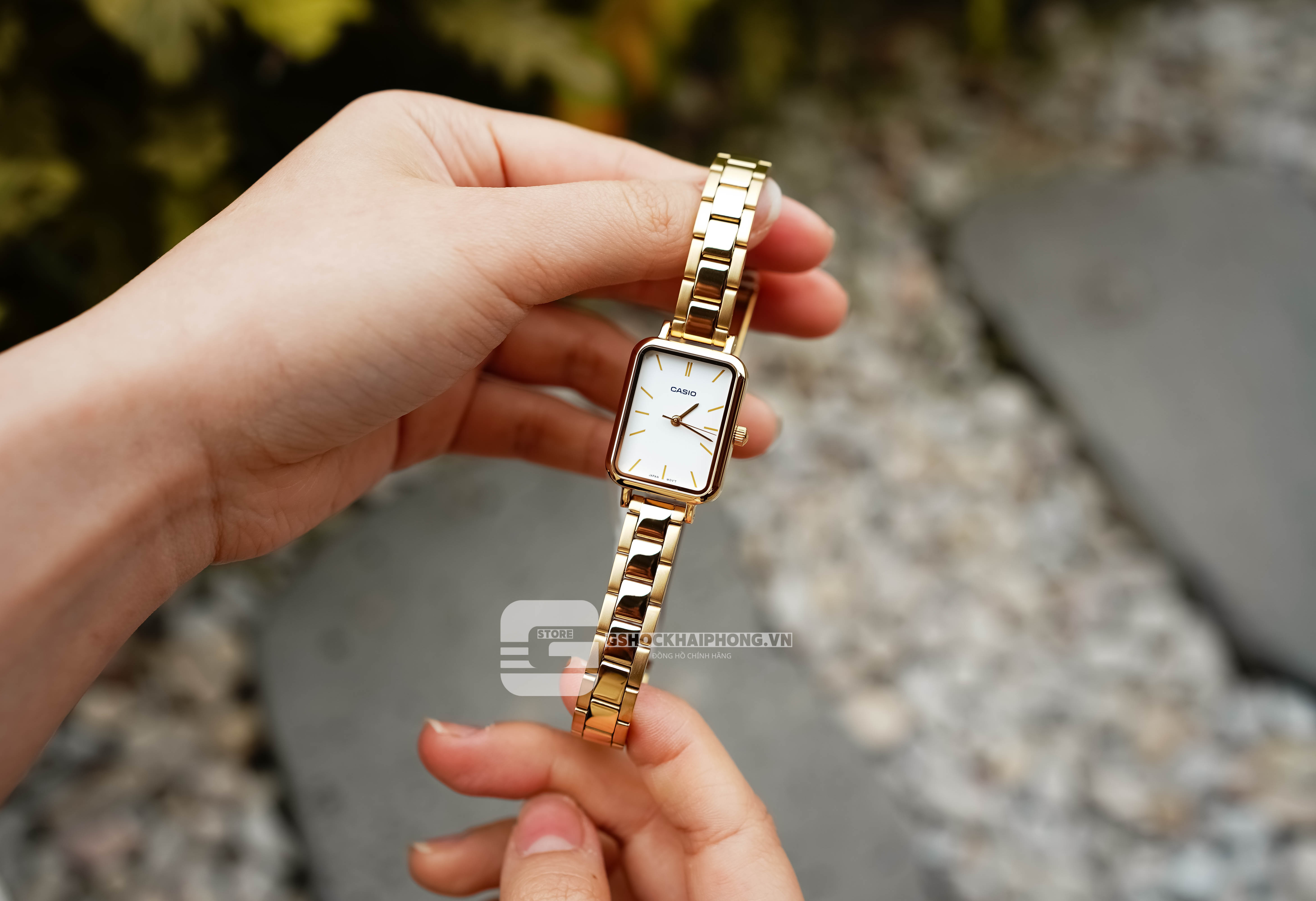 Tại Sao Casio LTP-V009 Lại Trở Thành Món Phụ Kiện 